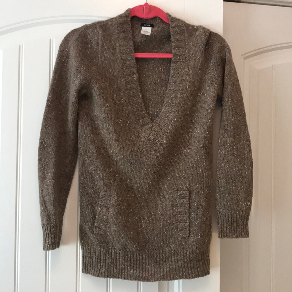 V-neck pullover sweater